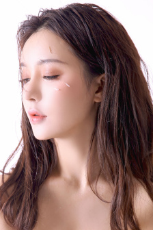 丧尸女