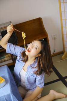 春潮灿烂海棠红电影完整版